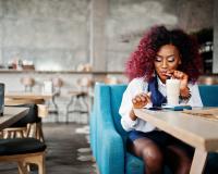 The Most Amazing Accessories to Buy Your Girlfriend This Fall