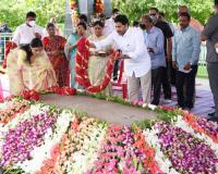 Jagan pays homage to YSR 