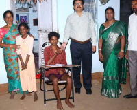 Collector visits Class 10 boy's home at 5 am to wake him for board exam preparation.