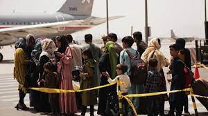 US airlifts 1,200 in 24 hours