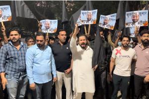 Controversy Strikes AAP Rally in East Delhi: Black Flags and Resignations